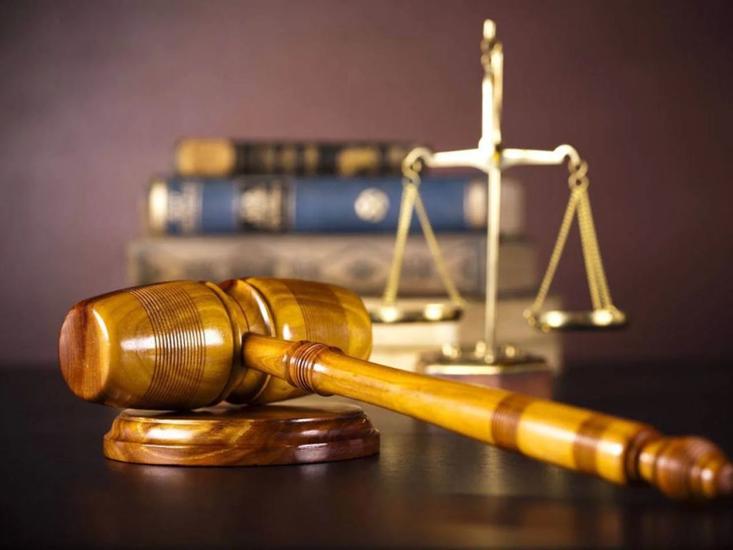 Адвокат признан виновным в мошенничестве