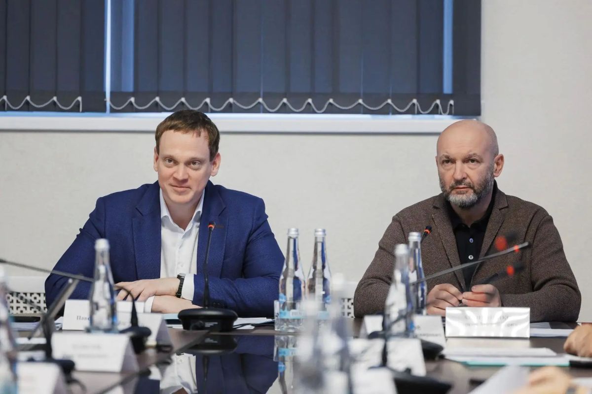 Павел Малков: Вместе с Сергеем Михайловичем Аноприенко провели выездное совещание в Касимове Павел Малков: Вместе с Сергеем Михайловичем Аноприенко провели выездное совещание в Касимове